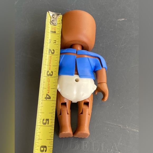 Twilight Daycare Collection Diaper Brown Baby A+ Shirt Blue Roblox Figure Doll - Picture 3 of 5